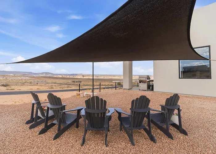 Dark Sky Haven- Hot Tub Views * Page
